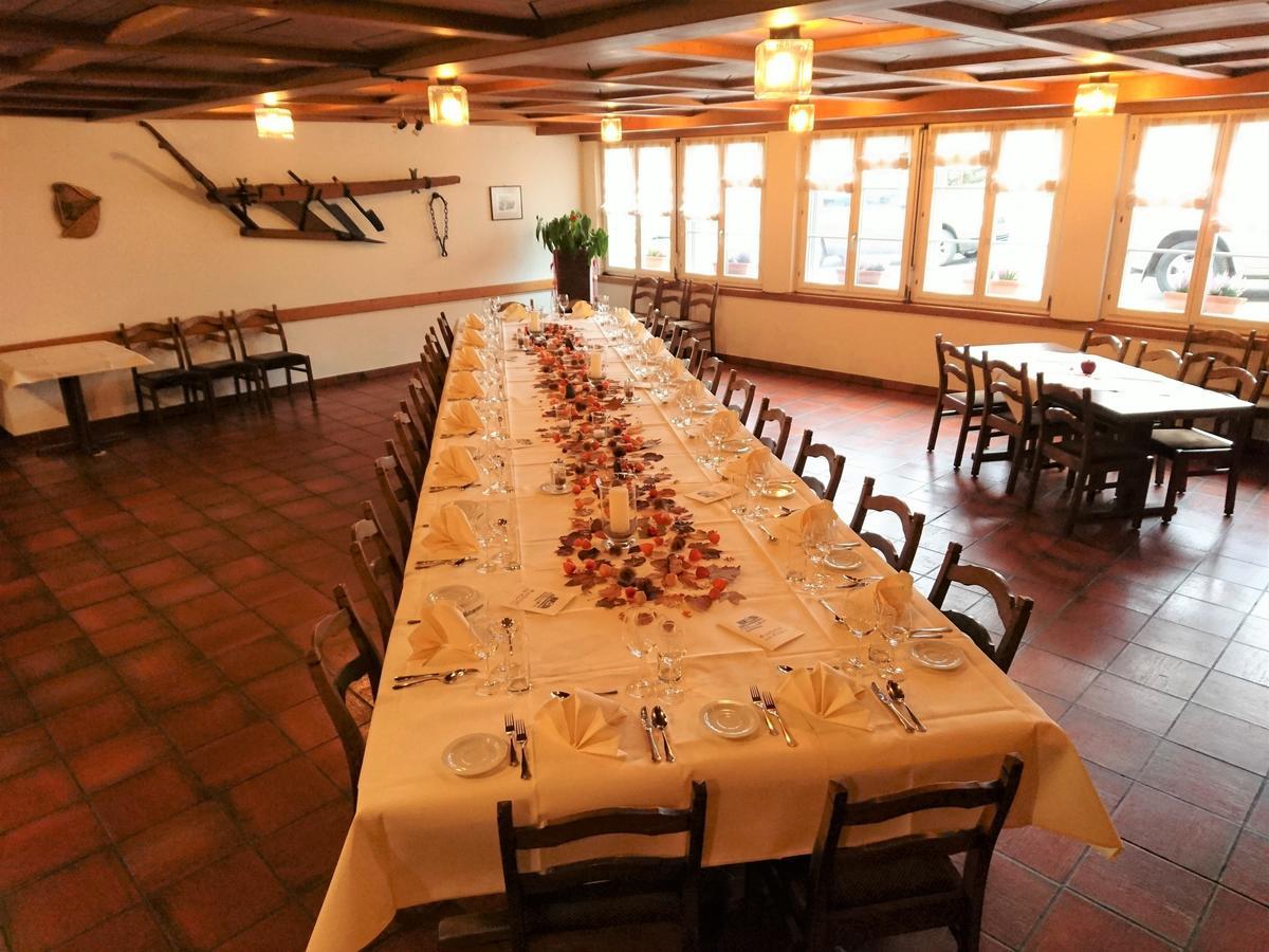 Gasthaus Zum Ochsen Neuhaus Eksteriør bilde