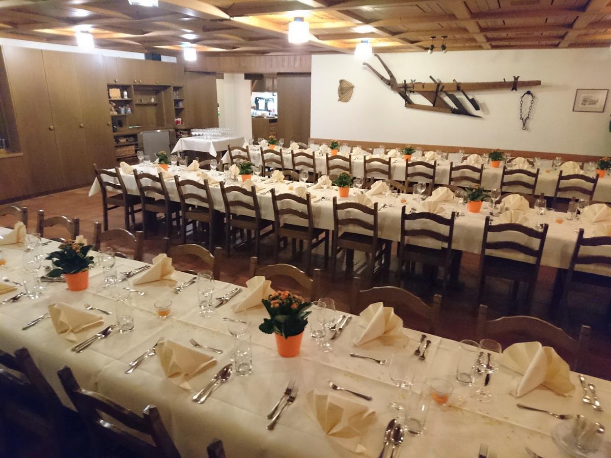 Gasthaus Zum Ochsen Neuhaus Eksteriør bilde